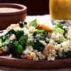 Wok de Quinoa con Verduras y Tofu, de La cuchara Veggie